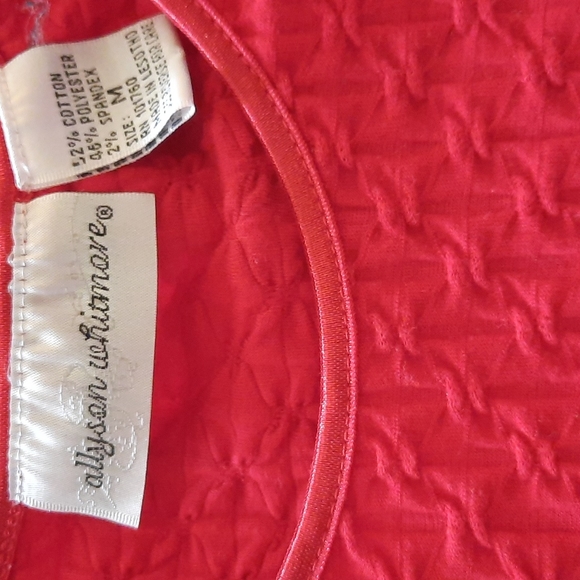 Red Shirt M - Picture 4 of 5